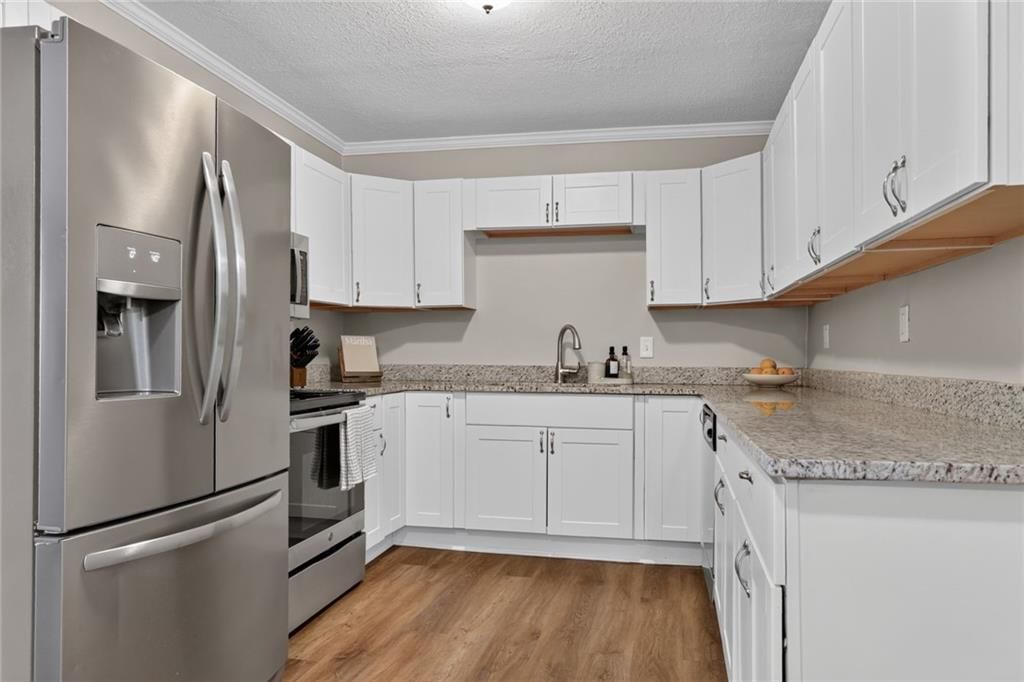4740 Delmar Street — photo 8