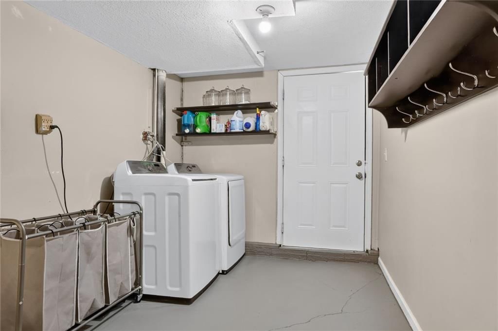 4740 Delmar Street — photo 17