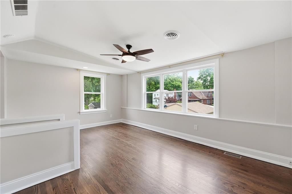 431 E 69th Terrace — photo 36