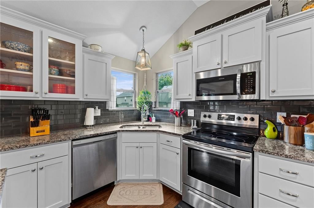 21431 W 47th Terrace — photo 16