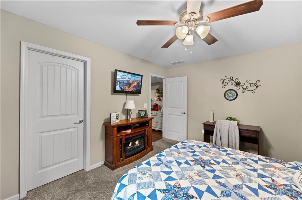 21431 W 47th Terrace — photo 38