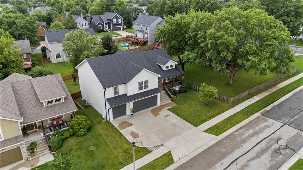 21431 W 47th Terrace — photo 53