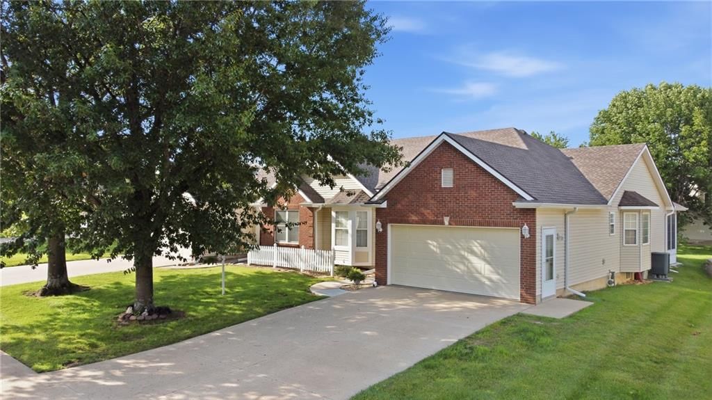 4907 Ashbey Drive — photo 2
