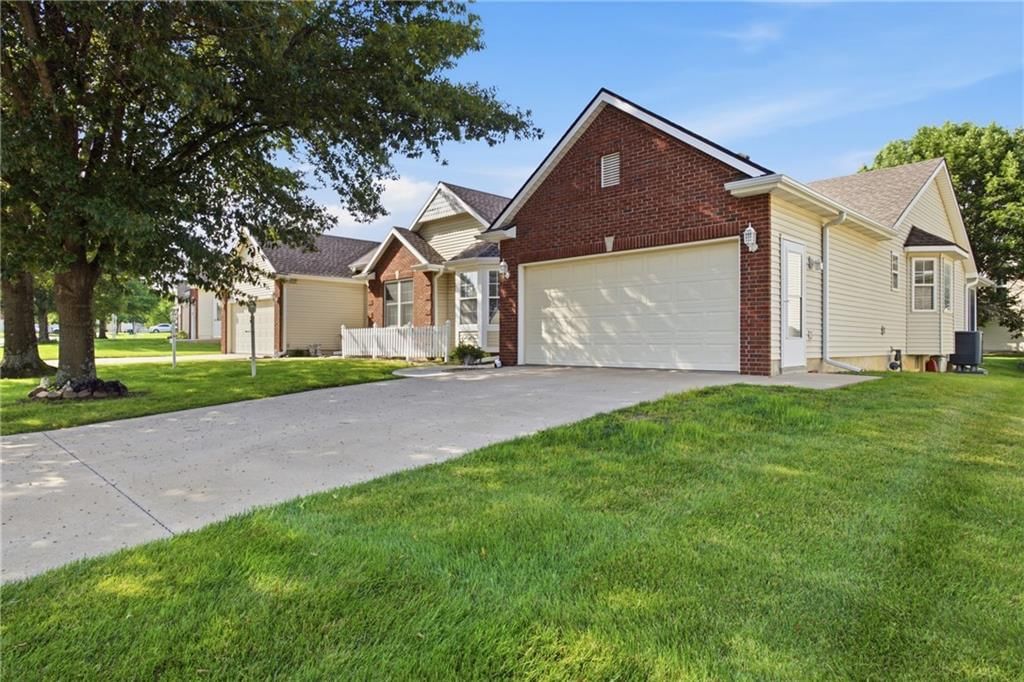 4907 Ashbey Drive — photo 3