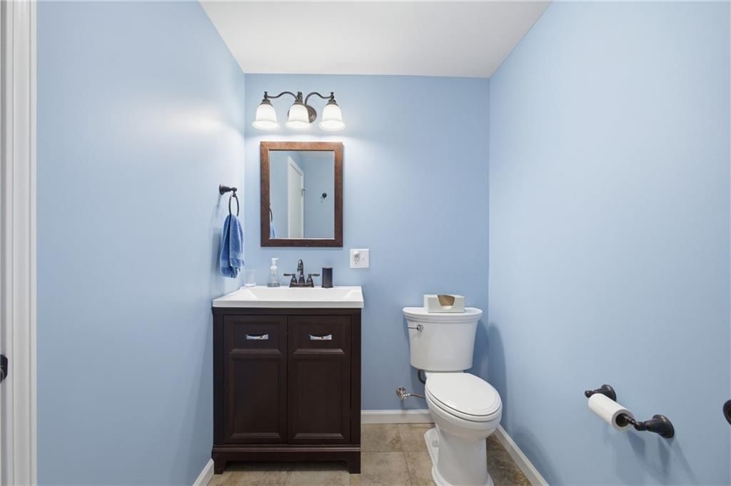 4907 Ashbey Drive — photo 32