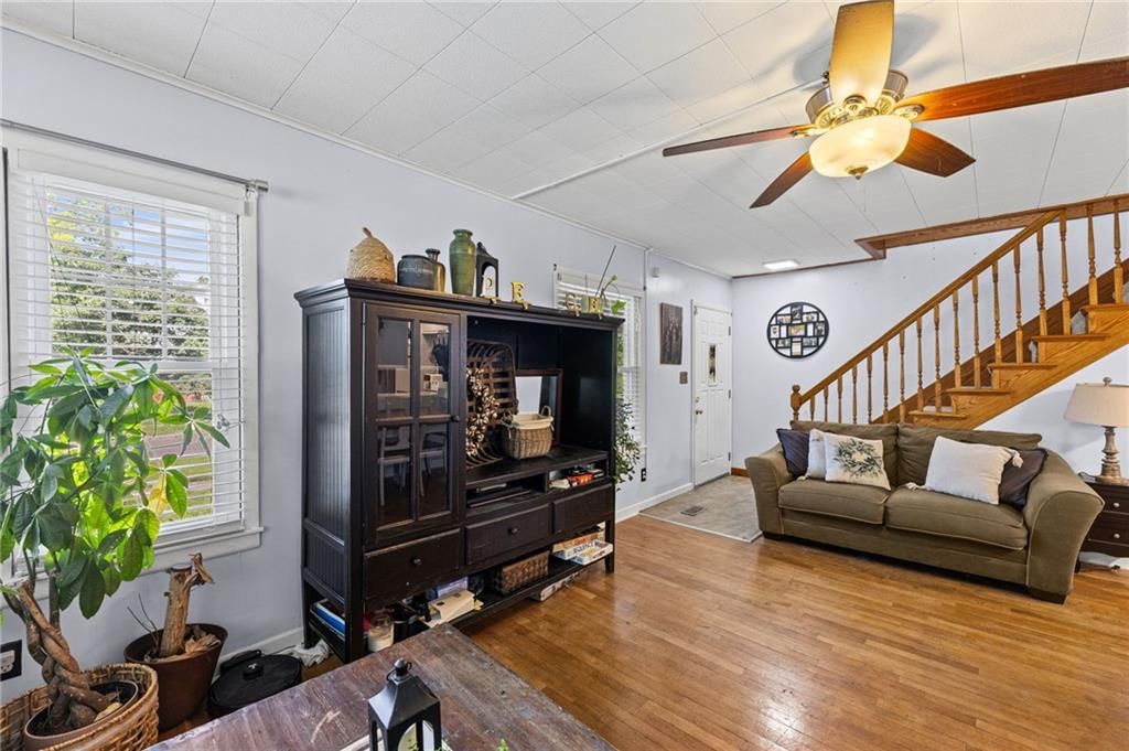 633 S Cedar Street — photo 9