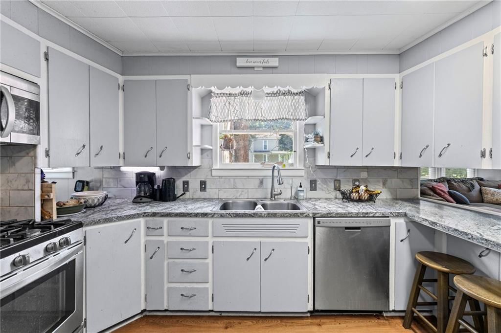 633 S Cedar Street — photo 14