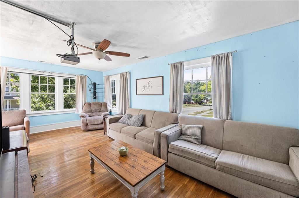 633 S Cedar Street — photo 26