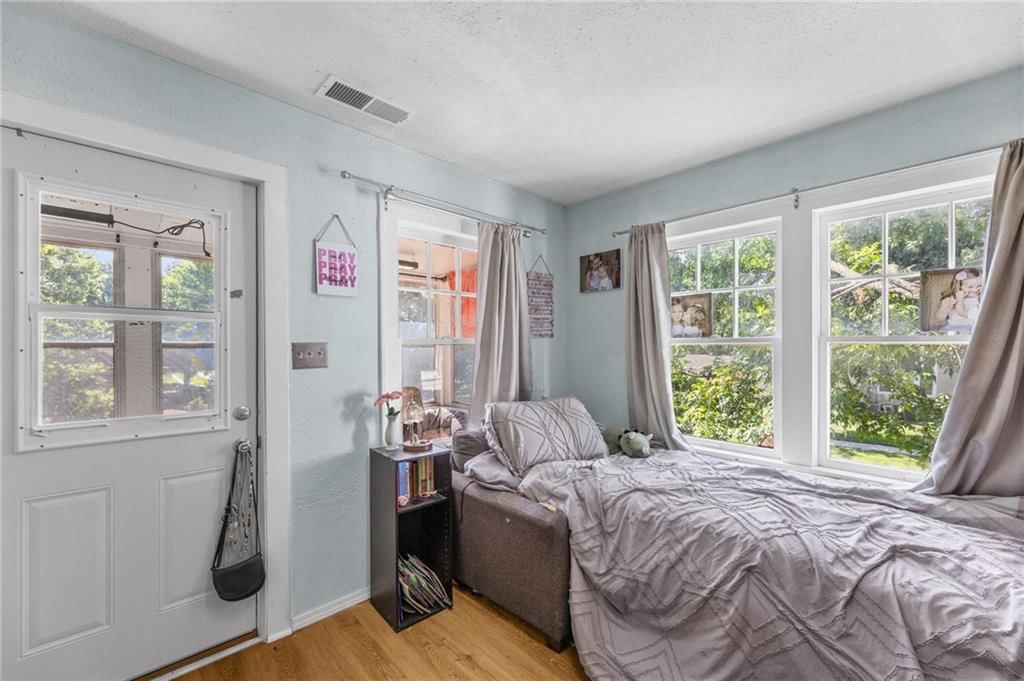 633 S Cedar Street — photo 38