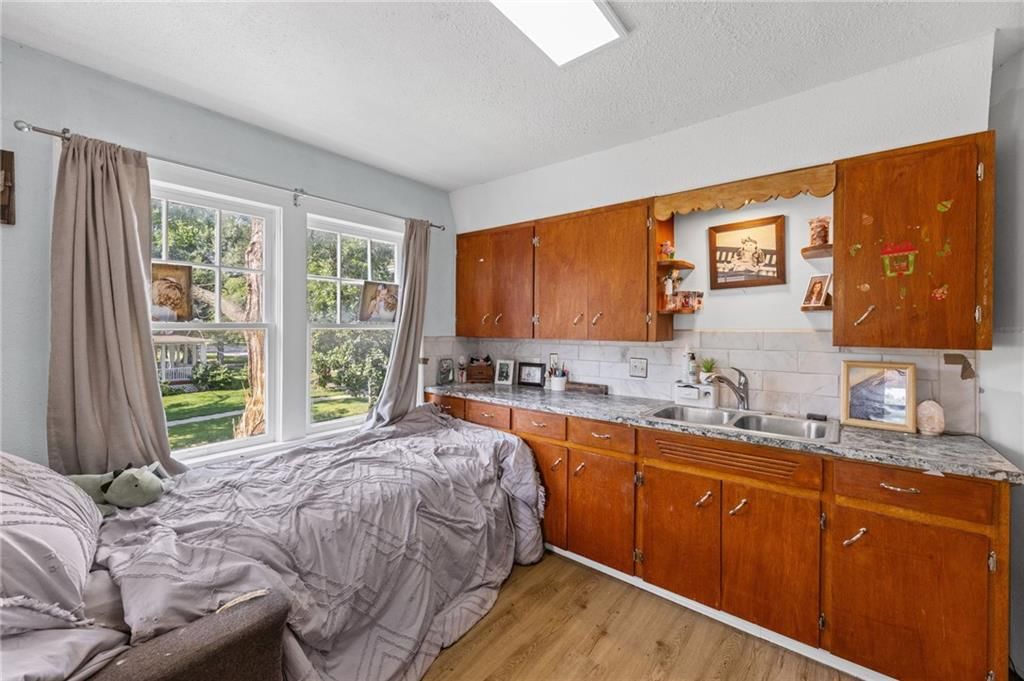 633 S Cedar Street — photo 39