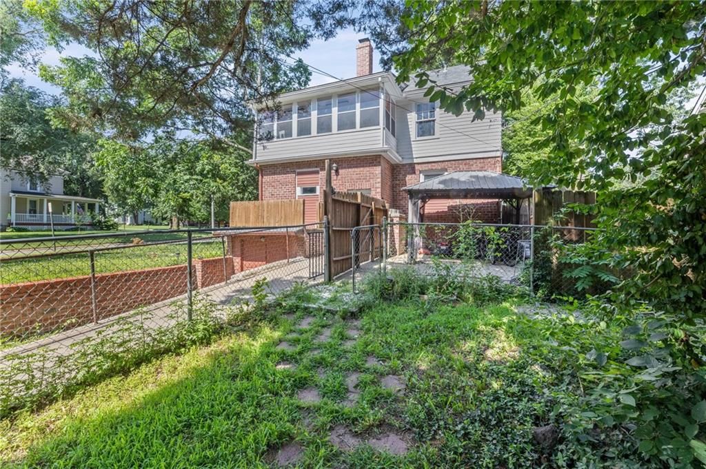 633 S Cedar Street — photo 44
