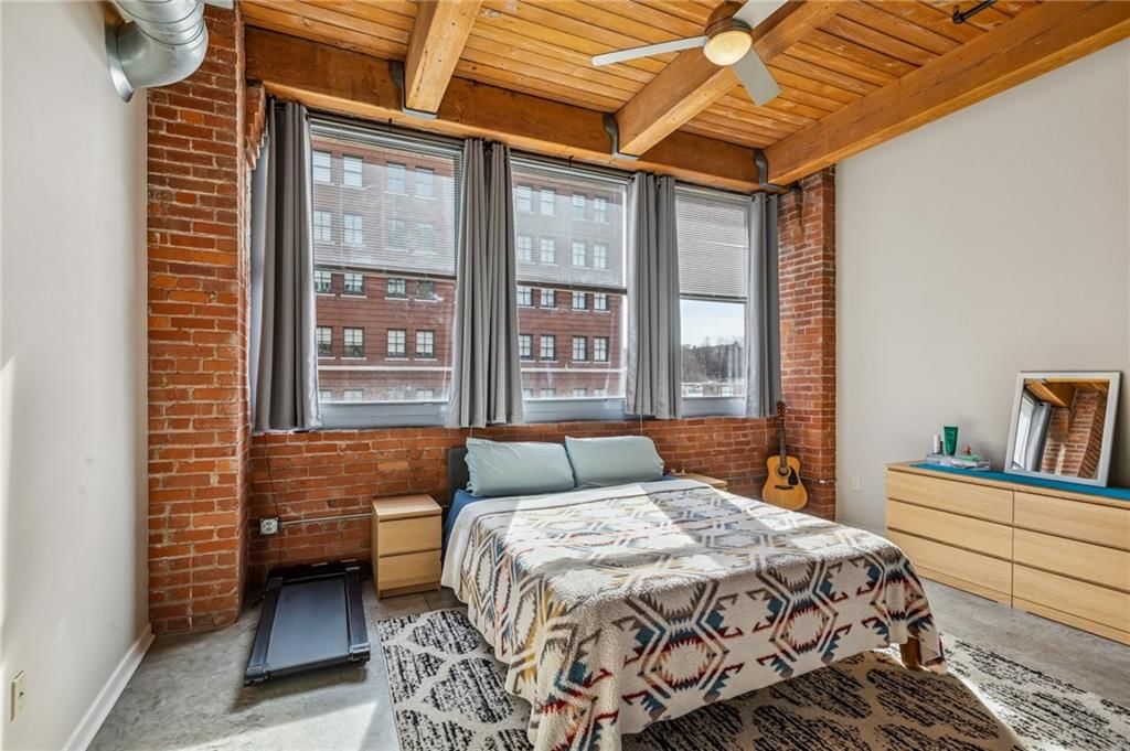 712 Broadway Boulevard — photo 19