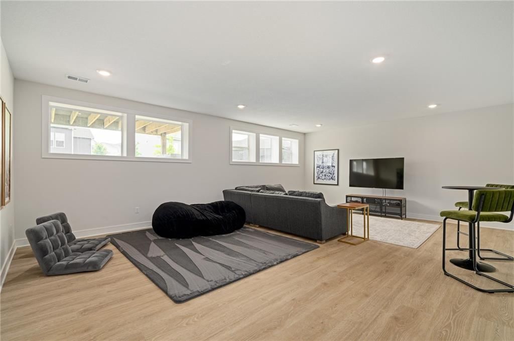 9037 Mesquite Street — photo 39