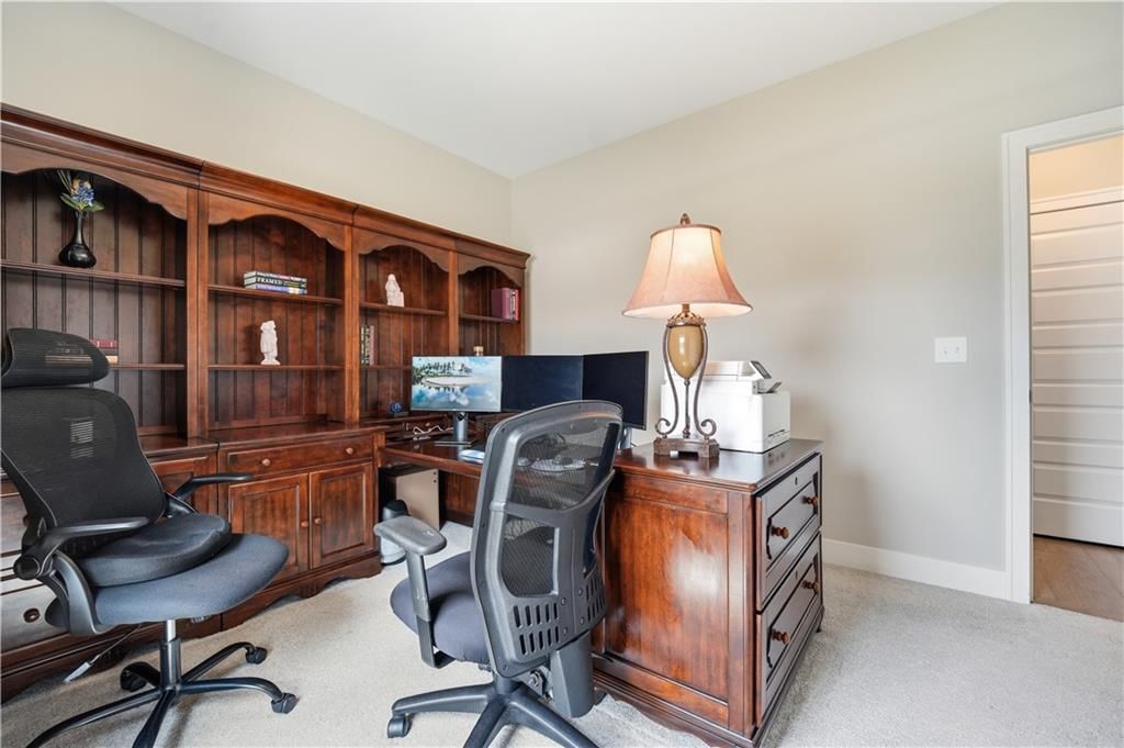1811 Winchester Drive — photo 19
