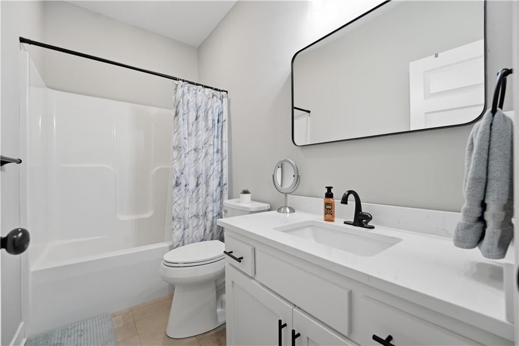 1811 Winchester Drive — photo 20