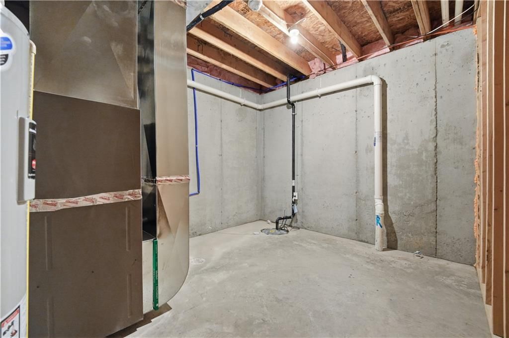 1811 Winchester Drive — photo 31