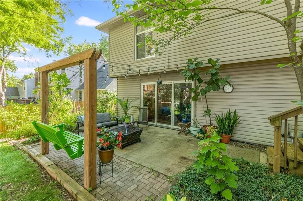 5909 N Norton Avenue — photo 7