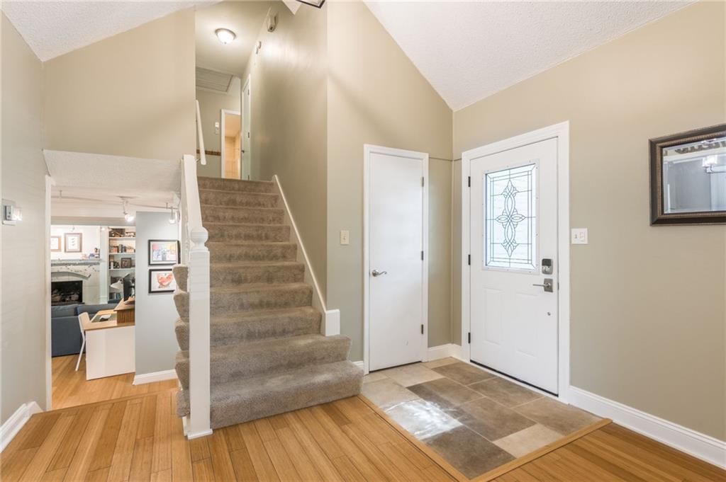 5909 N Norton Avenue — photo 19