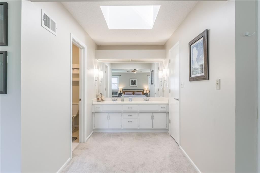 5909 N Norton Avenue — photo 30