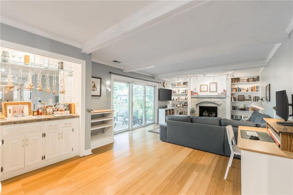 5909 N Norton Avenue — photo 40