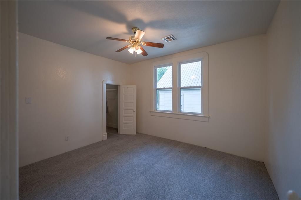 615 W 6th Street — photo 20