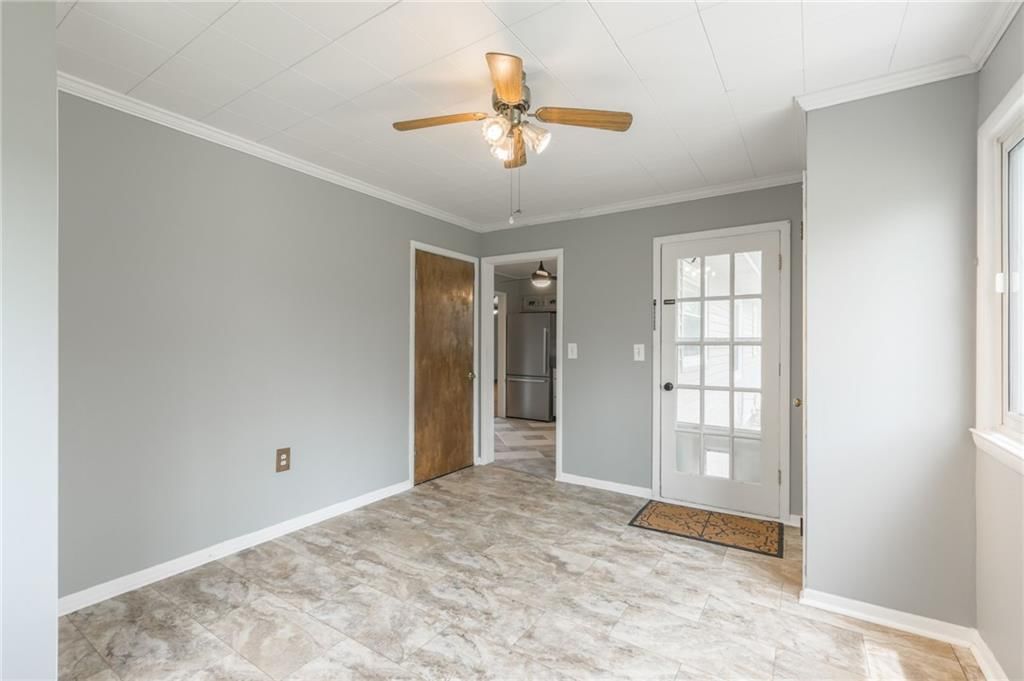 503 E Mckissock Street — photo 13