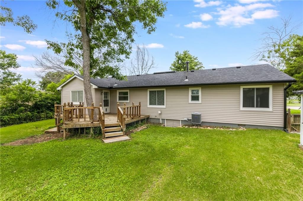 503 E Mckissock Street — photo 27