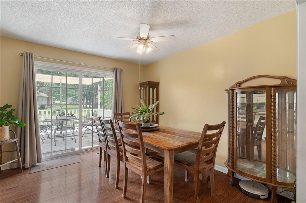 23695 W 56th Street — photo 7