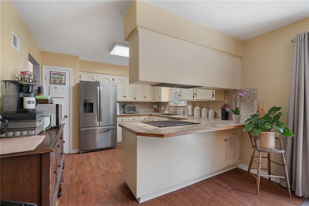 23695 W 56th Street — photo 8