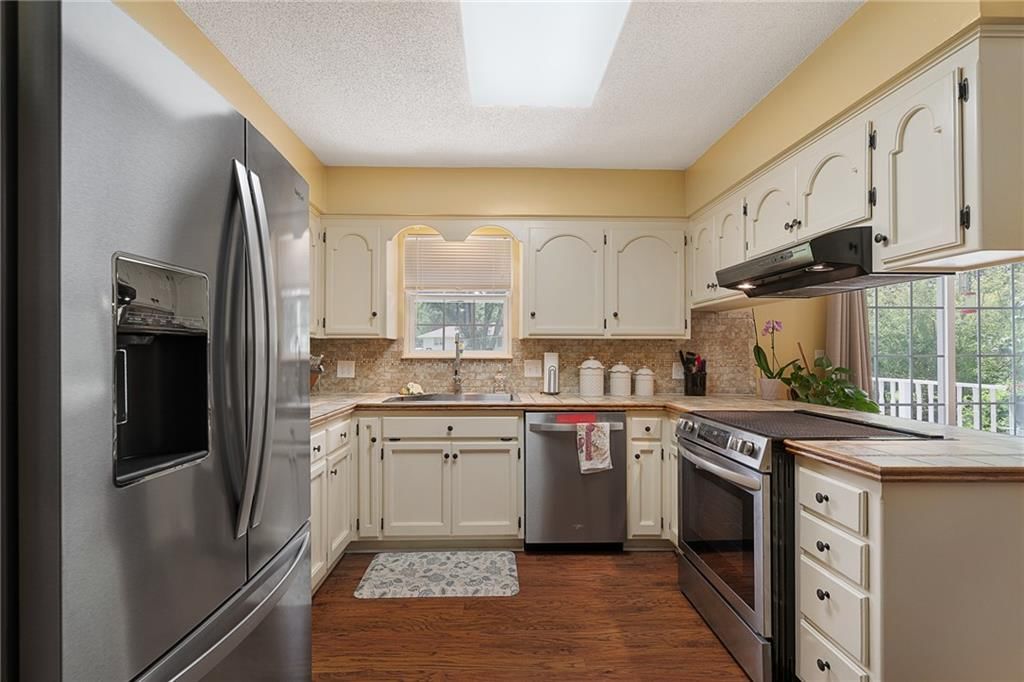 23695 W 56th Street — photo 9
