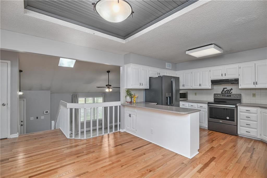 9307 Acuff Lane — photo 12