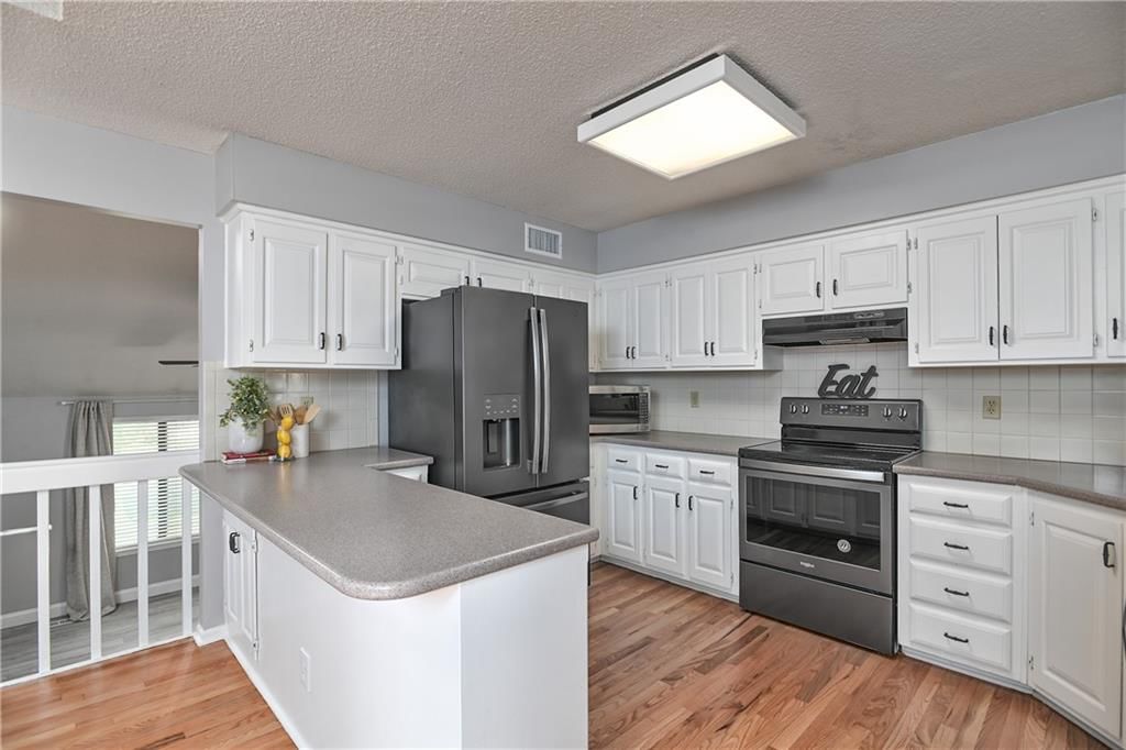 9307 Acuff Lane — photo 15