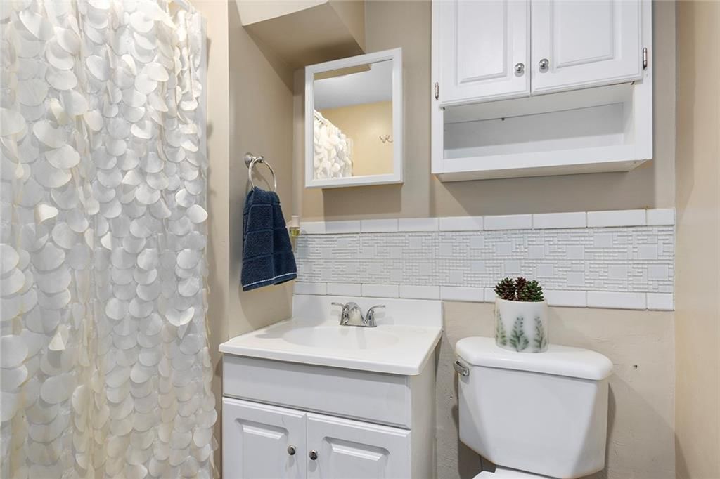 10402 W 73rd Street — photo 16