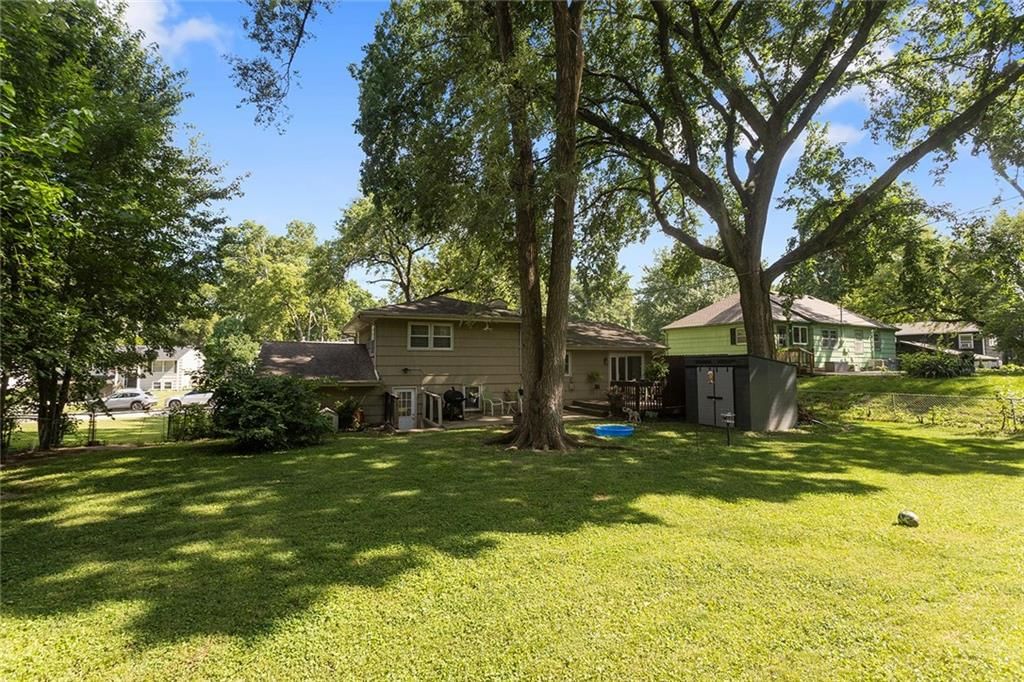 10402 W 73rd Street — photo 20