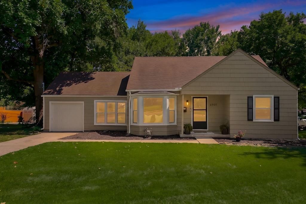 6901 Broadmoor Street, Overland Park, KS