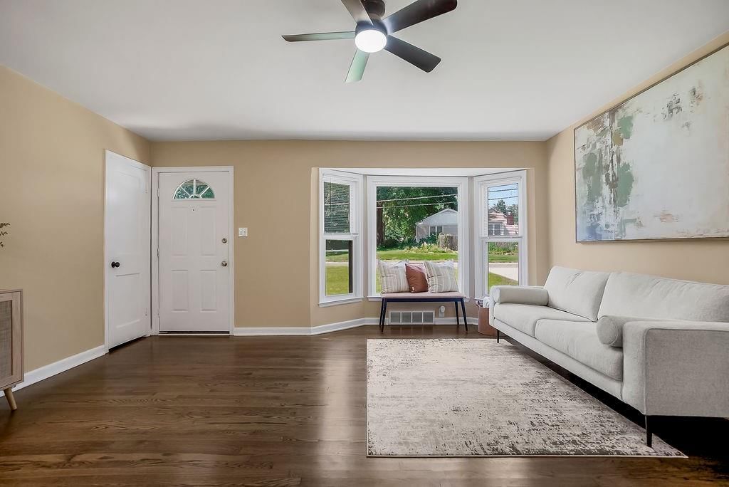 6901 Broadmoor Street — photo 6
