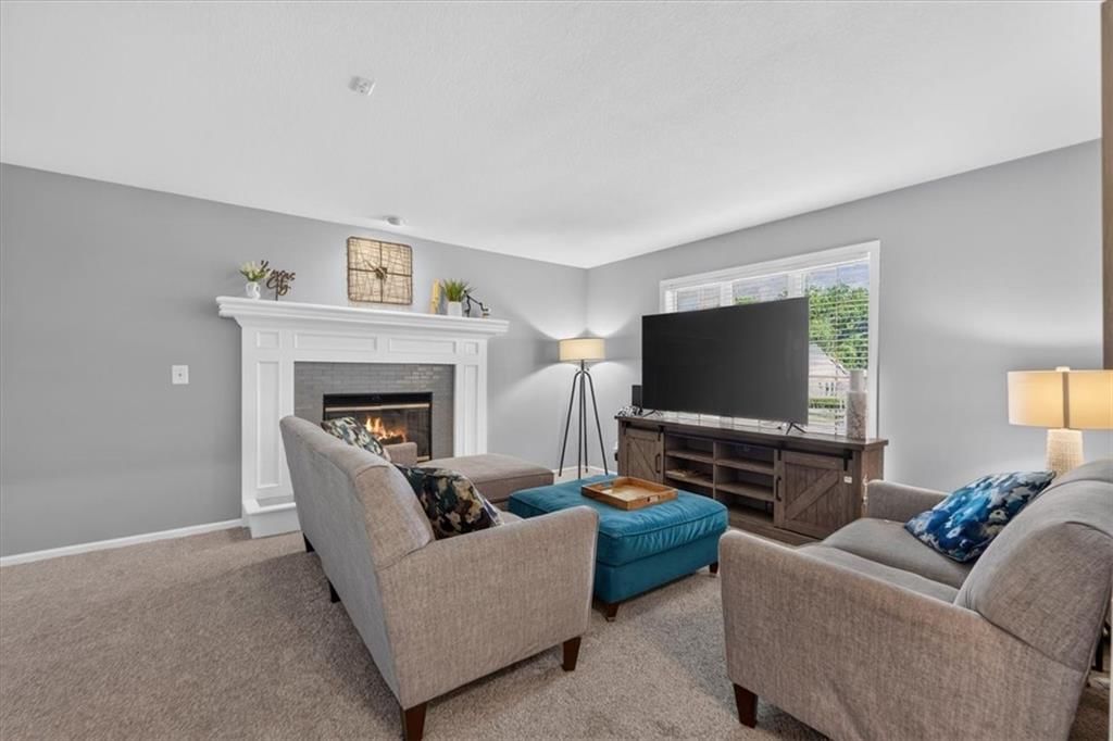 5743 Willow Avenue — photo 6