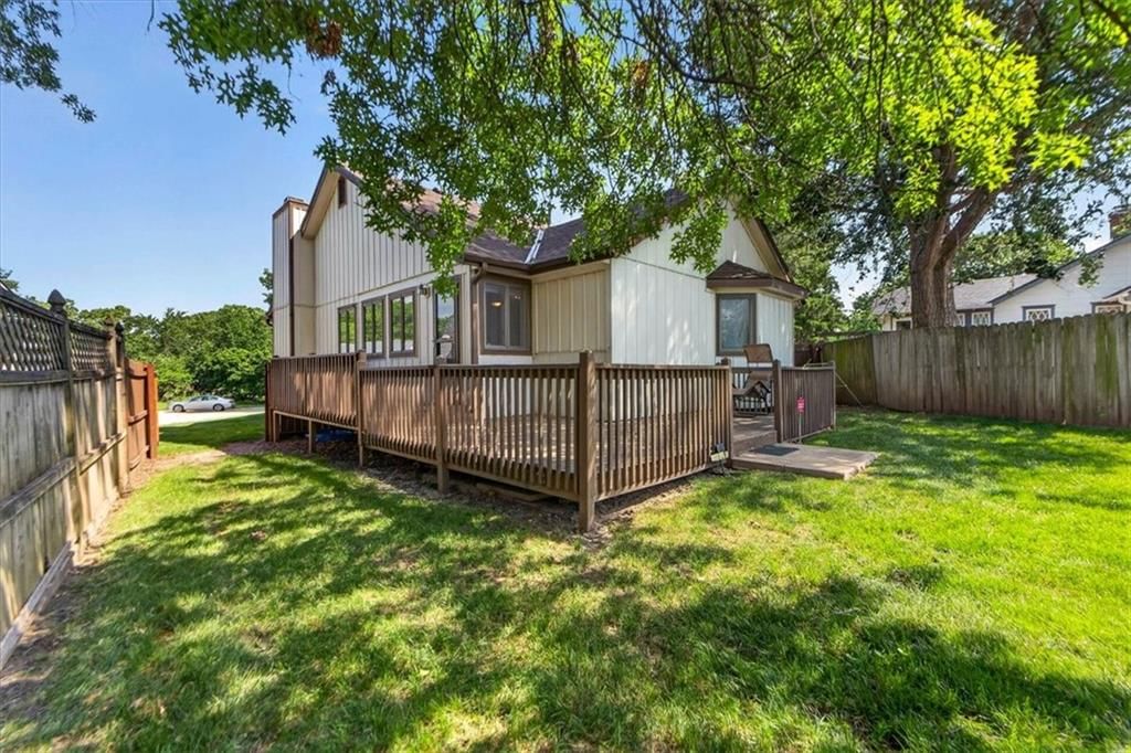 5743 Willow Avenue — photo 36