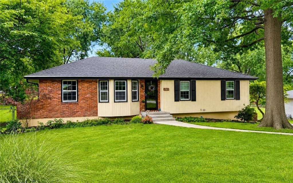 2407 NW 88th Street — photo 1