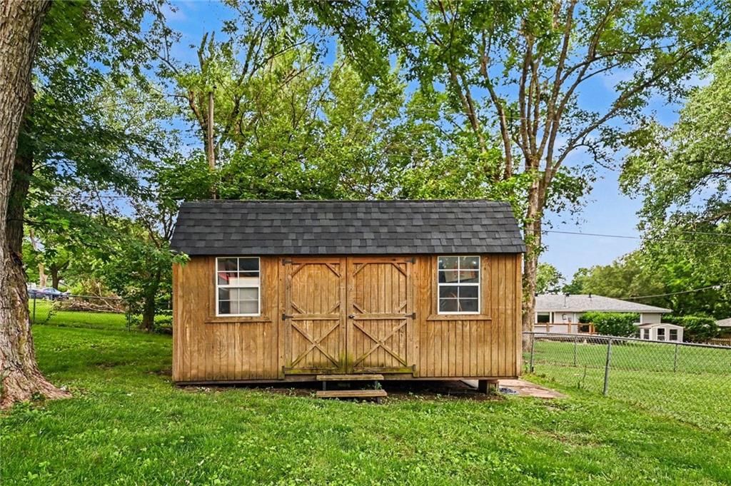 2407 NW 88th Street — photo 25
