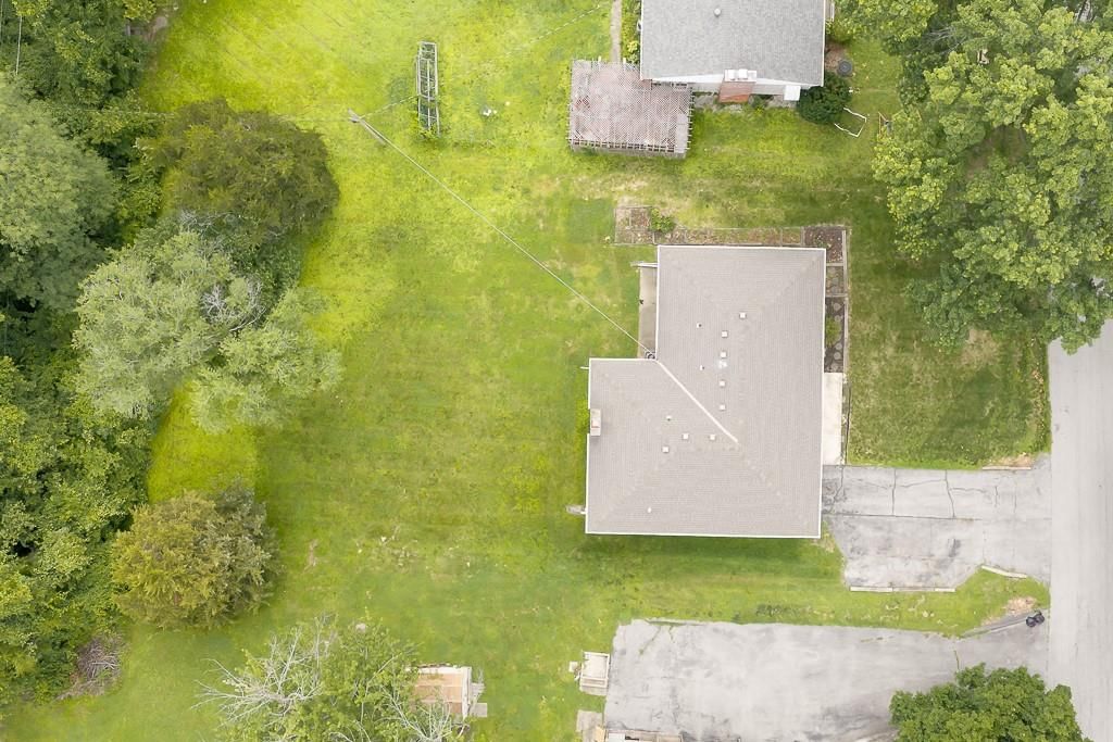 7600 Richland Avenue — photo 4