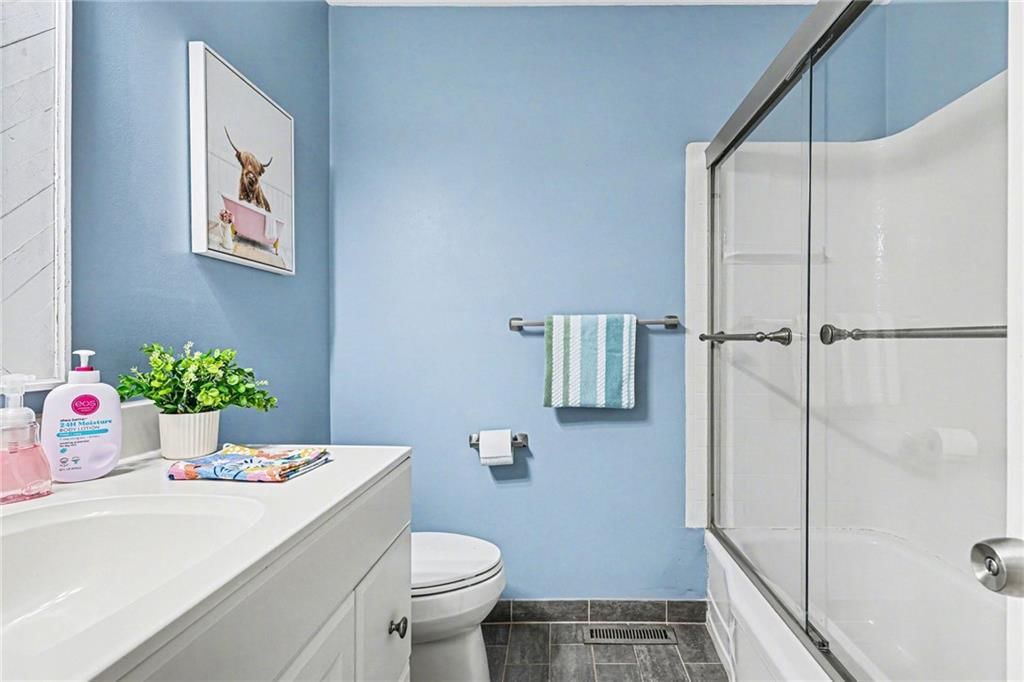 7207 W 71st Terrace — photo 9