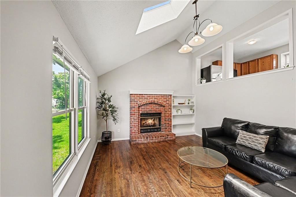 9812 W 51st Street — photo 4