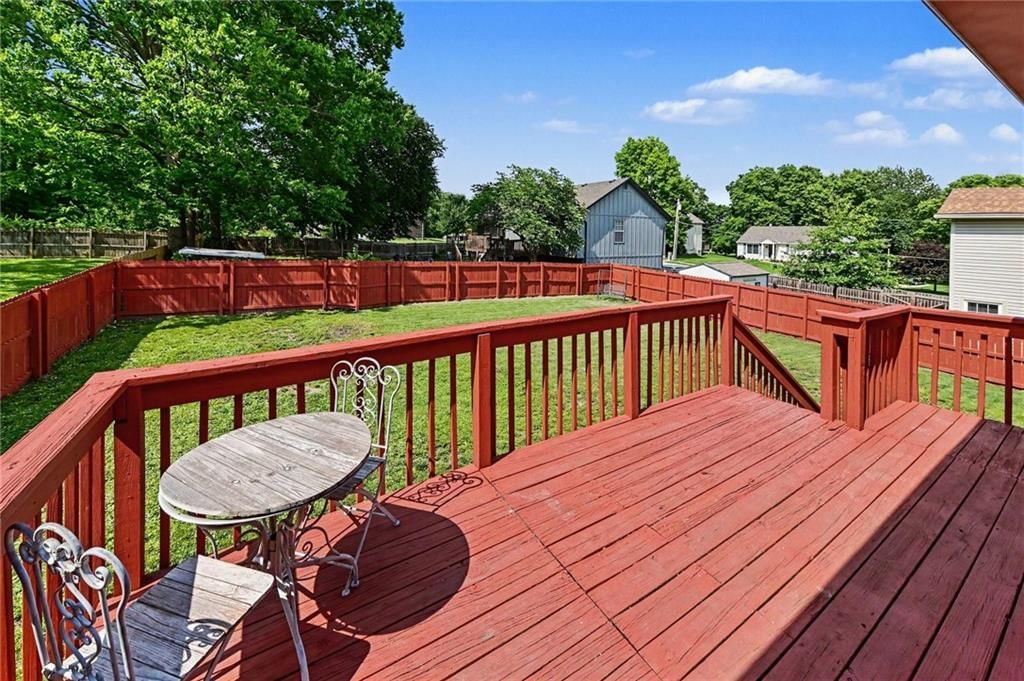 9812 W 51st Street — photo 22