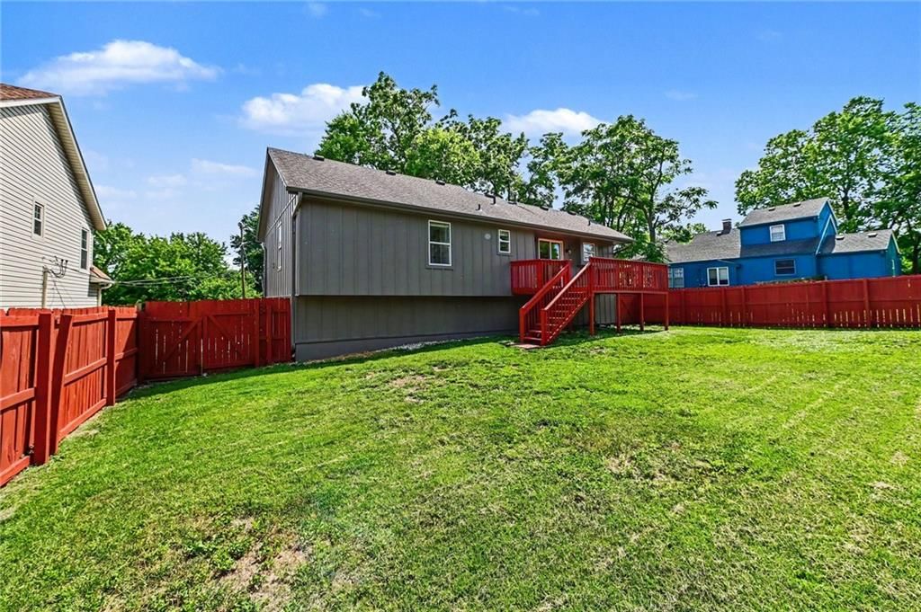 9812 W 51st Street — photo 25