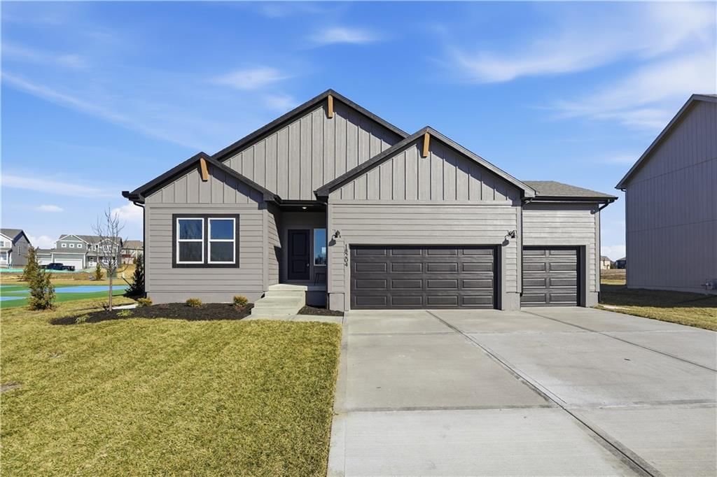 16649 Lawson Street — photo 1