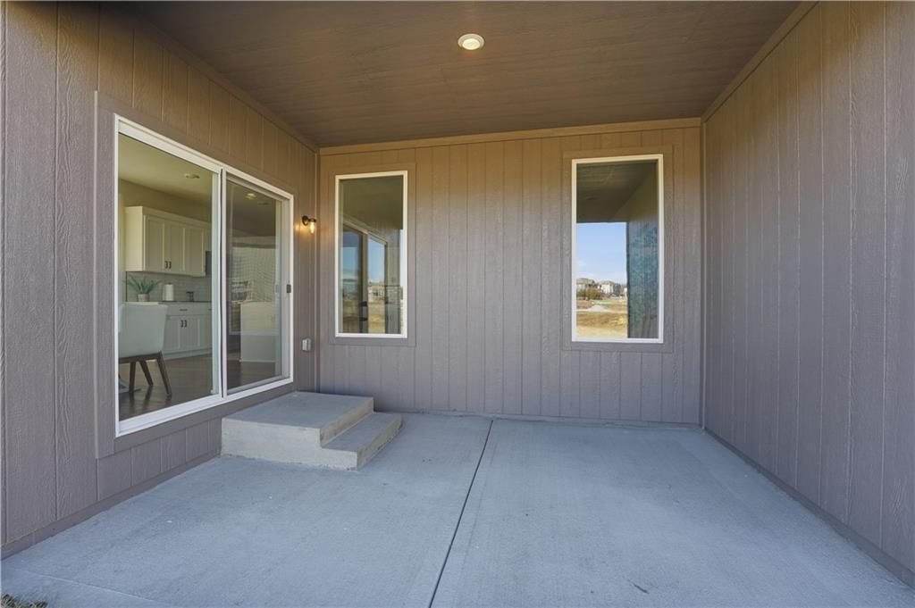 16649 Lawson Street — photo 2