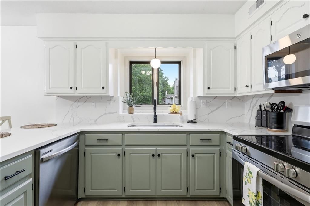 1008 NE Remington Court — photo 21