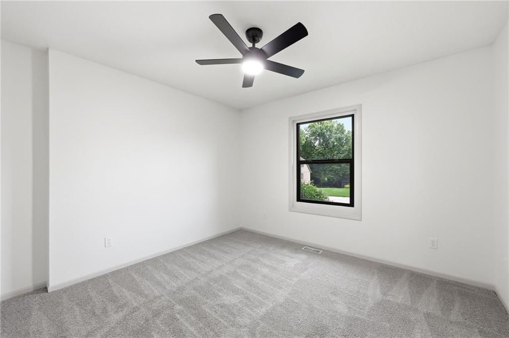 1008 NE Remington Court — photo 44