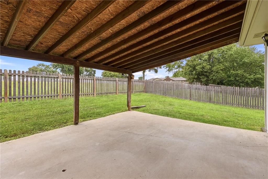 1008 NE Remington Court — photo 58